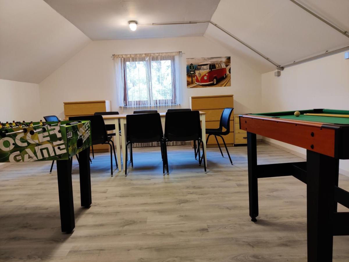 Holiday Home In Quiet Beautiful Area With Two Separate, Modern, Furnished Apartments Deutsch-Wagram 外观 照片