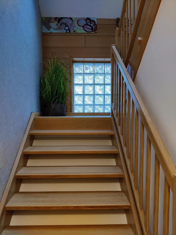 Holiday Home In Quiet Beautiful Area With Two Separate, Modern, Furnished Apartments Deutsch-Wagram 外观 照片